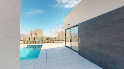 Resale - Chalet -
Polop - Alberca