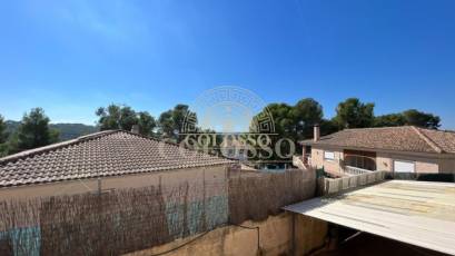 Resale - Chalet -
Godelleta - El bosque