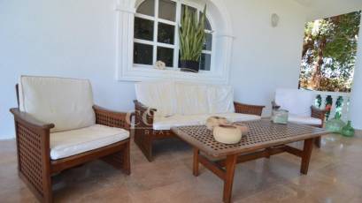 Resale - Villa -
Torrevieja - Centro