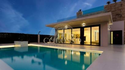 Obra nueva - Villa -
Orihuela Costa