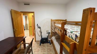 Resale - Chalet -
Godelleta - El bosque