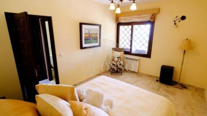 Resale - Villa -
Benissa - Fustera