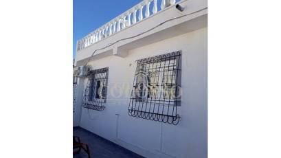 Rental - Townhouse -
Torrevieja - La Siesta - El Salado -  Torreta