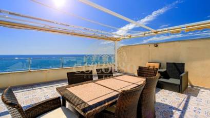 Resale - Penthouse -
Torrevieja - Playa del Cura