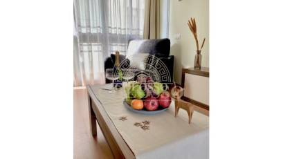 Resale - Piso -
Benidorm - Poniente