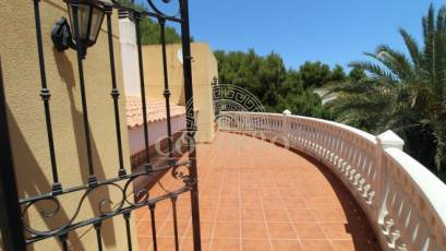 Resale - Chalet -
Orihuela Costa - Punta Prima
