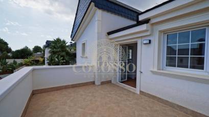 Resale - Villa de Lujo -
Polop - Urbanizaciones