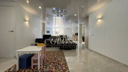 Resale - Casa -
Orihuela Costa - Los Altos