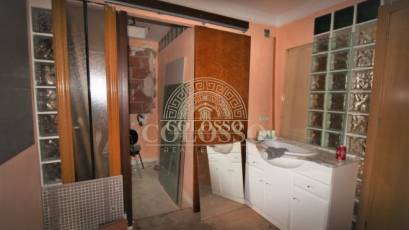 Resale - Commercial Premises -
Torrevieja - Centro