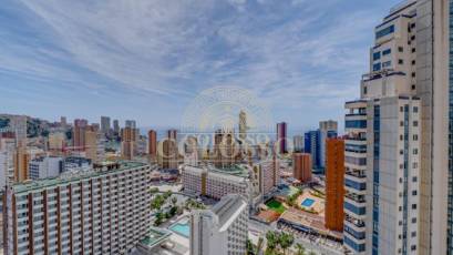 Resale - Apartamento -
Benidorm - Levante