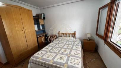 Resale - Chalet -
San Vicente del Raspeig - Sol y Luz