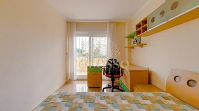 Resale - Bungalow -
Torrevieja - Los altos