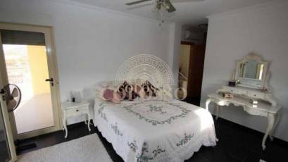 Revente - Villa -
Pinoso