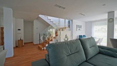 Resale - Villa de Lujo -
Polop - Urbanizaciones