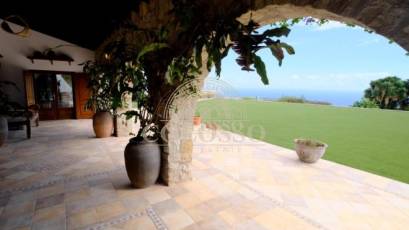 Resale - Villa -
Benissa - Fustera