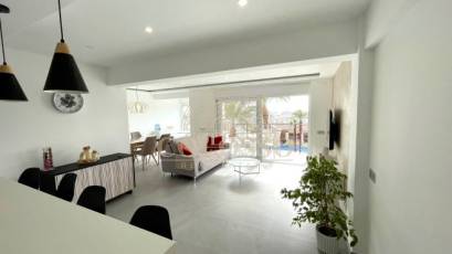 Alquiler - Apartamento / piso -
Torrevieja - Centro