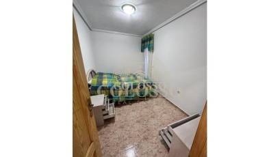 Resale - Apartamento -
Torrevieja - Acequion