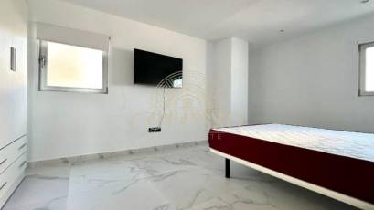Alquiler - Apartamento -
Benidorm - Levante