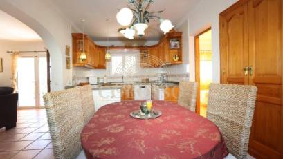 Resale - Chalet -
Benissa - playa fustera