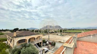 Reventa - Villa -
Rafal