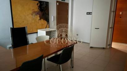 Resale - Piso -
Torrevieja - Centro