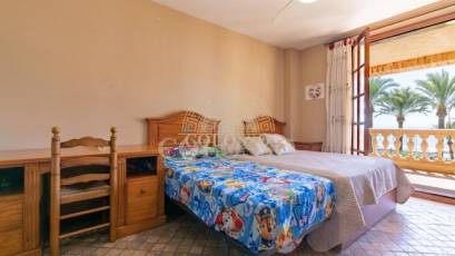 Resale - Casa -
Cullera - Cap Blanc