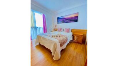 Resale - Piso -
Benidorm - Poniente