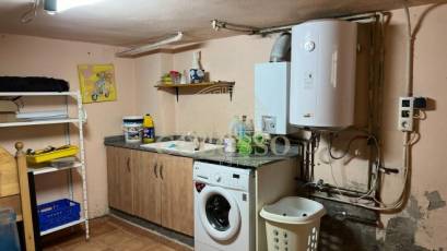 Resale - Chalet -
Godelleta - El bosque