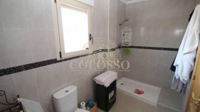 Resale - Villa -
Agost