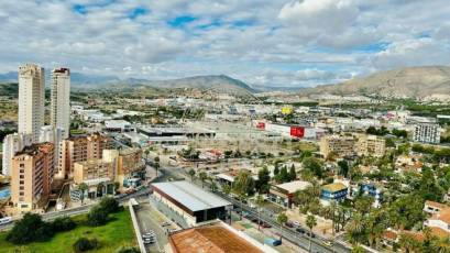 Resale - Piso -
Benidorm - Poniente