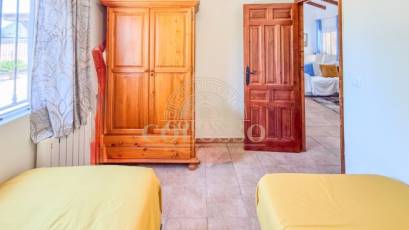 Resale - Chalet -
Rafal