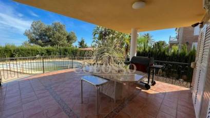 Reventa - Chalet -
Manises - Calle mayor-Masia de la Cova