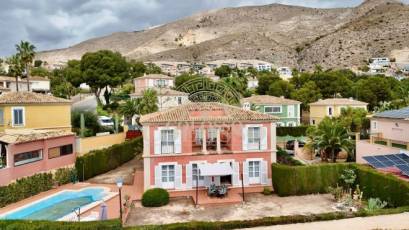 Resale - Villa -
Finestrat - BAHIA GOLF