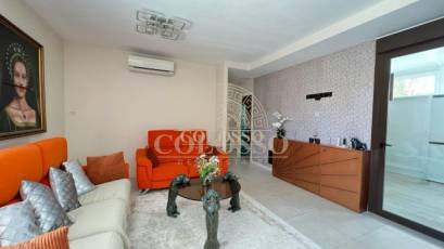 Resale - Villa de Lujo -
Orihuela Costa - Montezenia