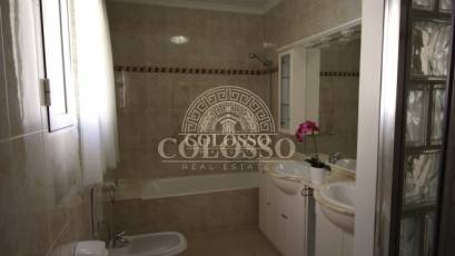 Resale - Villa -
Calpe - Empedrola