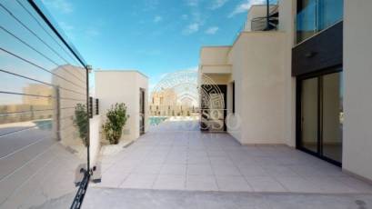 Resale - Chalet -
Polop - Alberca