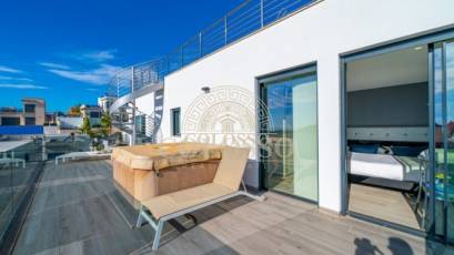 Resale - Villa -
Finestrat - Balcón de finestrat
