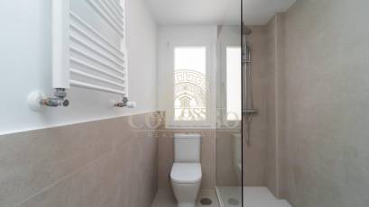 Reventa - Piso -
Madrid - Fuentelarreina