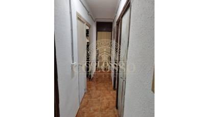 Resale - Piso -
Picassent - Centro