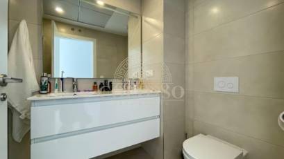 Resale - Apartamento -
Benidorm - Poniente