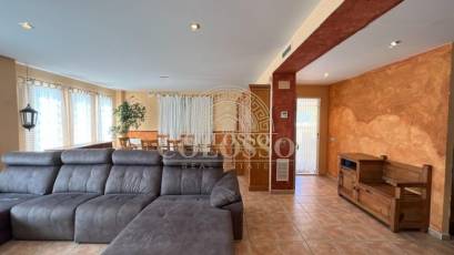 Resale - Chalet -
Godelleta - El bosque