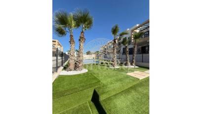 Alquiler - apartment -
Orihuela Costa - Villamartín
