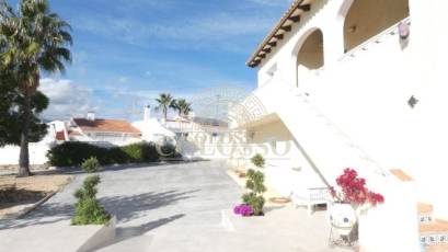 Resale - Villa -
Alfaz del Pi - Albir