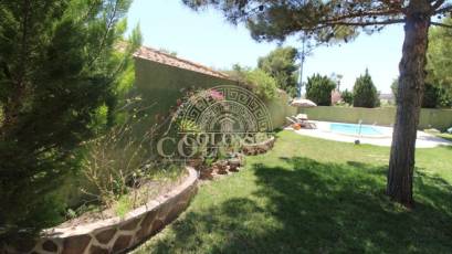 Resale - Chalet -
Orihuela Costa - Punta Prima