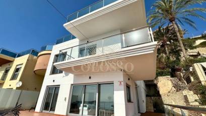 Resale - Pareado -
Benidorm - Cala de Benidorm
