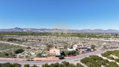 Resale - Plot / Land -
Benferri