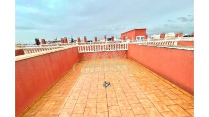 Rental - Apartment / flat -
Rafal