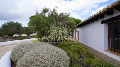 Resale - Villa -
Benissa - Fustera