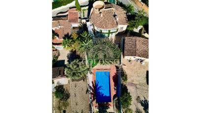 Resale - Villa -
Calpe - Cometa
